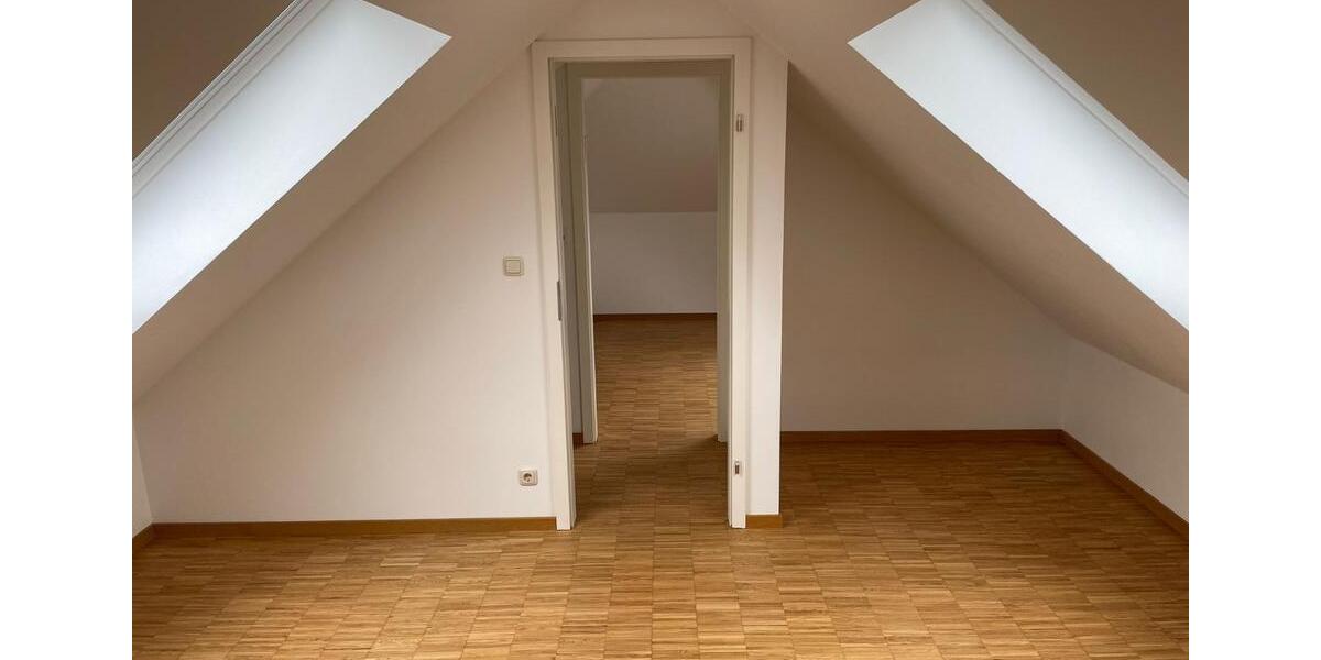 Maisonettenwohnung Erfurt Daberstedt - 4 Zimmer, 101 m&sup2;, 1.310&euro; | Angebot:25120809