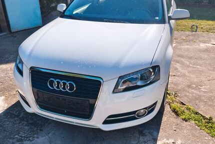 Audi A3 210.215 km 3.900 &euro; Schloßvippach 99195