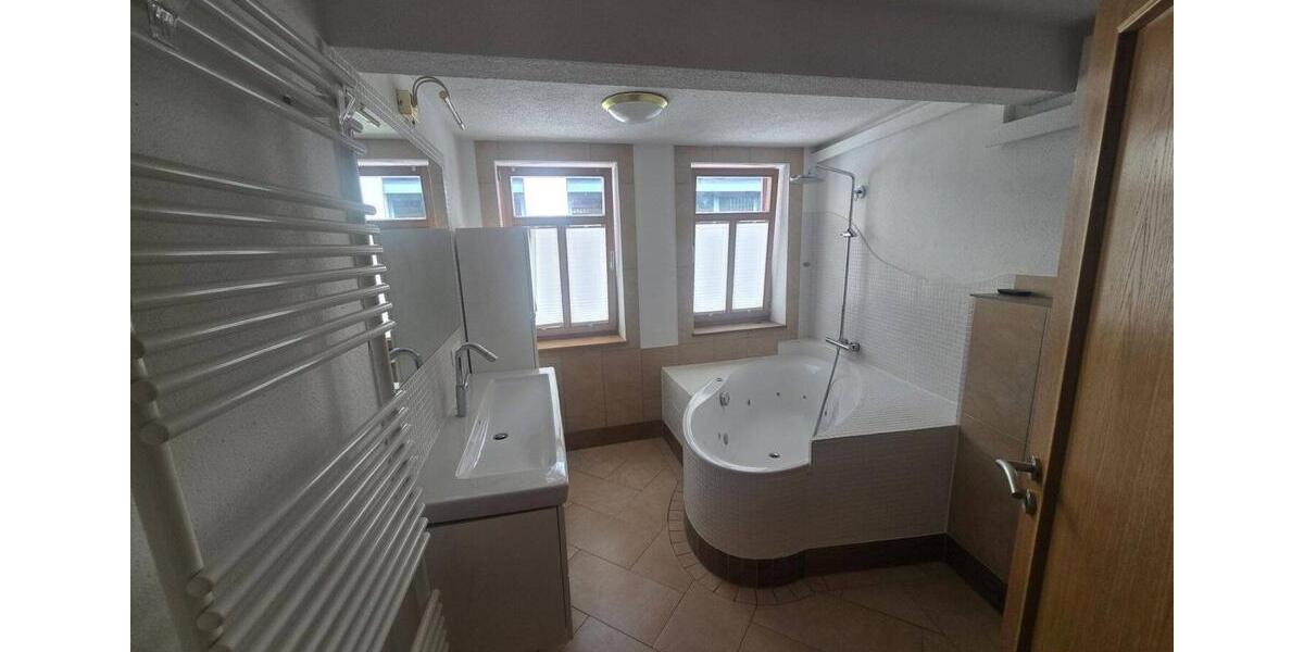 Reihenhaus Erfurt Daberstedt - 5 Zimmer, 146 m&sup2;, 1.990&euro; | Angebot:24661973