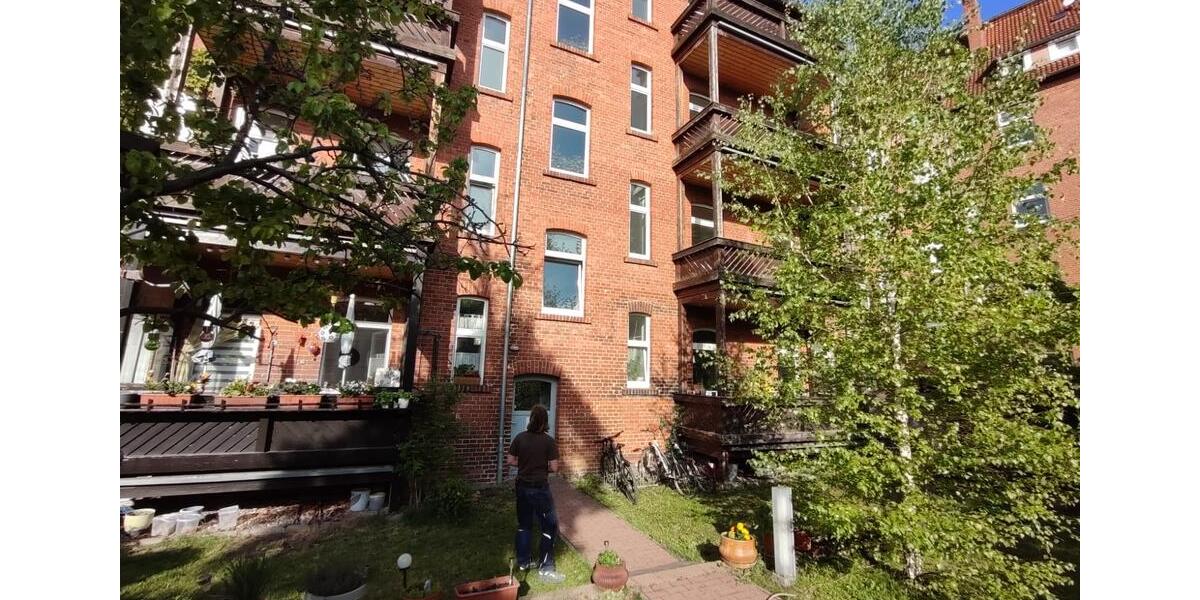 Wohnung mit großem Balkon zentrale Erfurter Lage (Hanseviertel) 3 zimmer