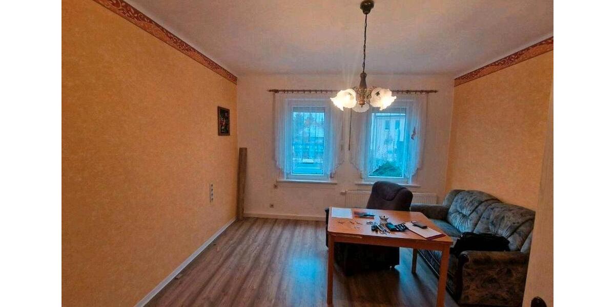 Einfamilienhaus Gotha - 15 Zimmer, 190 m&sup2;, 220.000&euro; | Angebot:26086705
