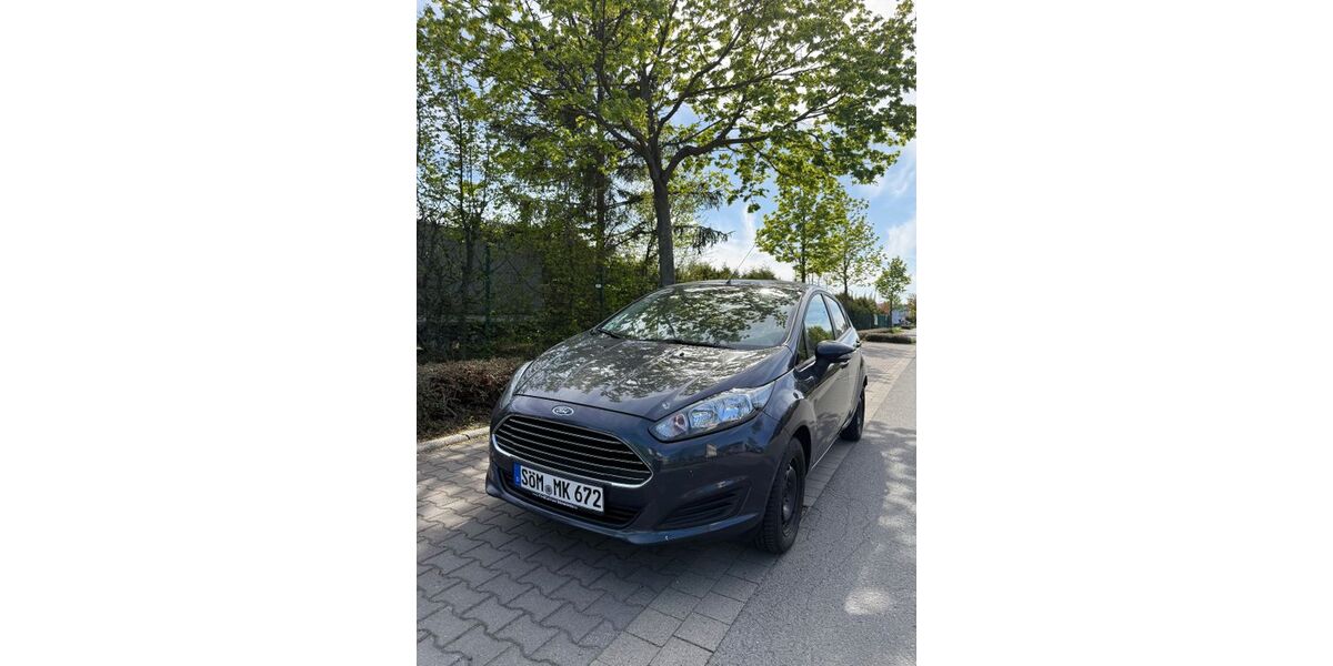 Ford Fiesta 102.000 km 5.850 &euro; Erfurt 99084