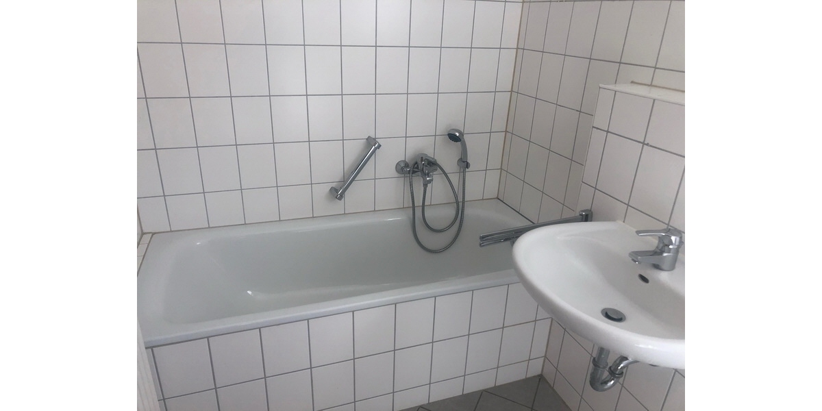 Sonnig Wohnen in der historischer Altstadt - Reihenhaus Gotha Mönchelshof RH 15 | Angebot:27543433