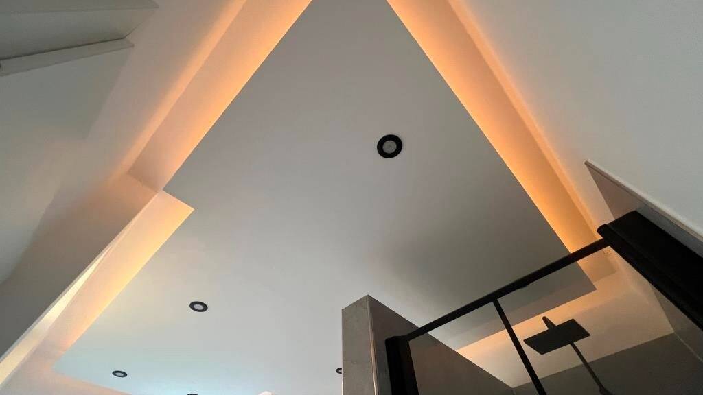 Erstbezug nach hochwertiger Sanierung, seltene Gelegenheit 3 zimmer