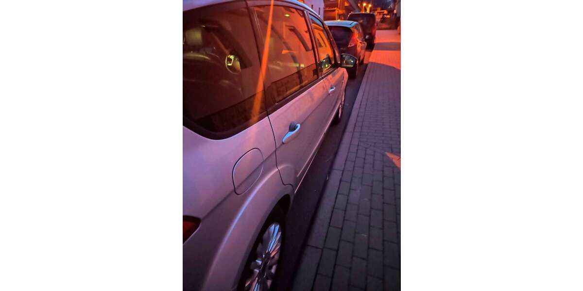 Ford S-Max 162.973 km 8.500 &euro; Erfurt 99092