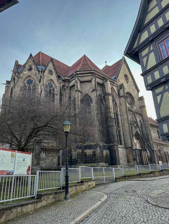 Zwei vermietete Wohnungen in Bestlage von Arnstadt – direkt an der Liebfrauenkirche 4 zimmer