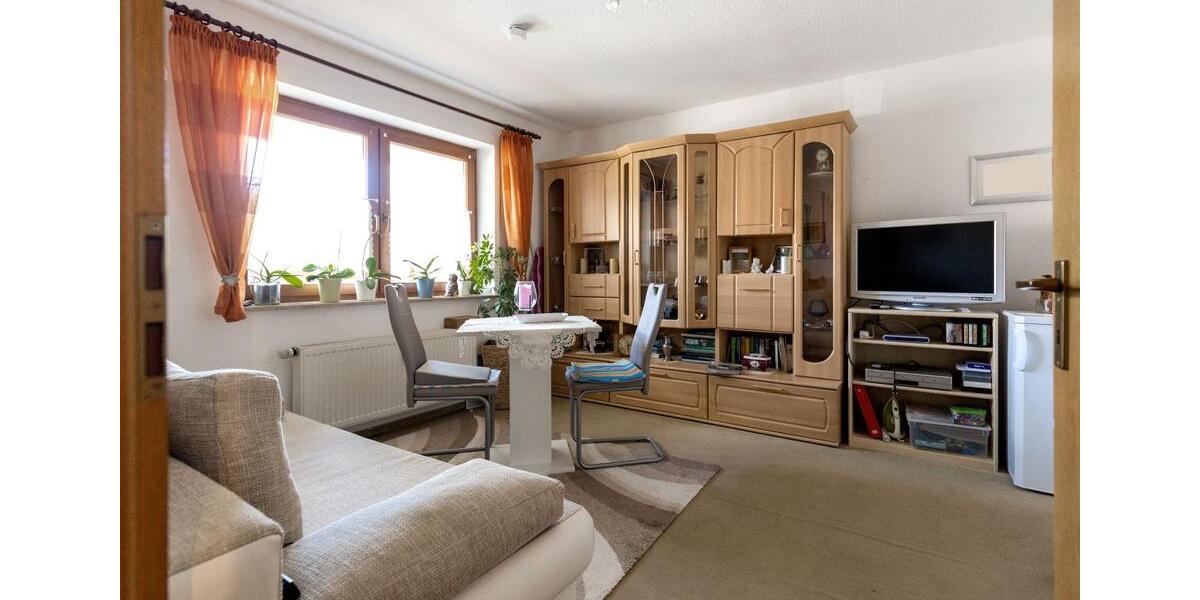 Erdgeschoßwohnung Geratal Geraberg - 3 Zimmer, 69 m&sup2;, 90.000&euro; | Angebot:26977878