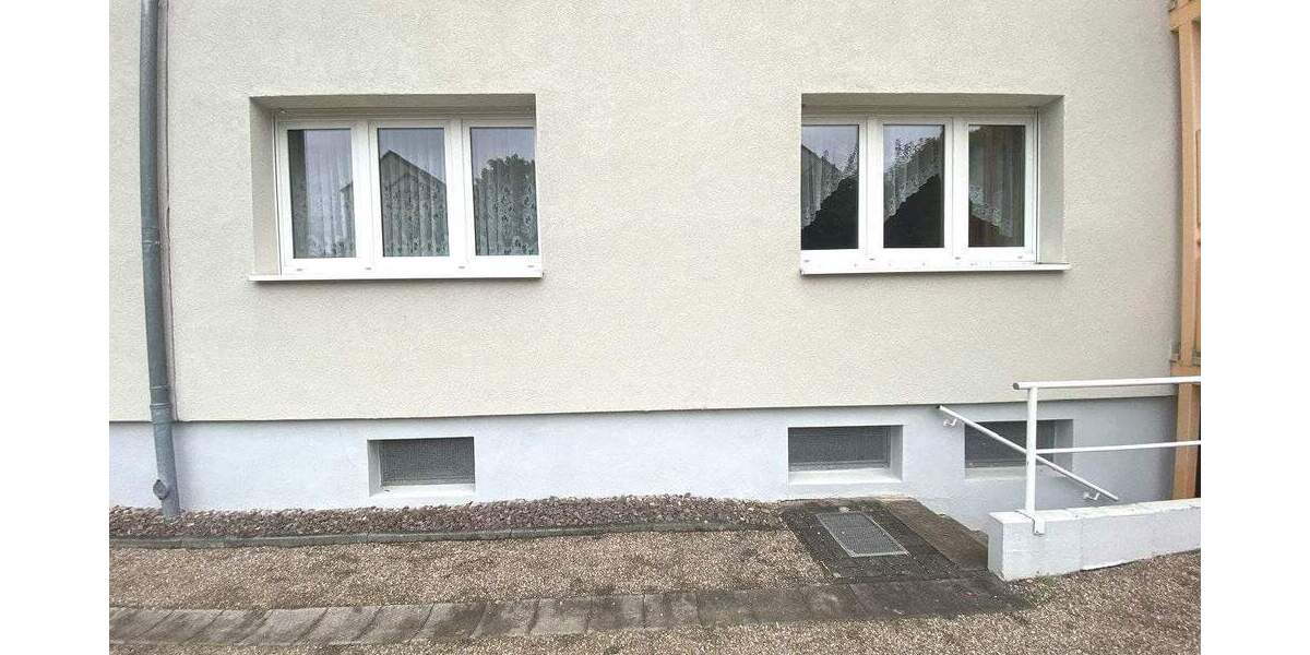 Etagenwohnung Gotha - 3 Zimmer, 64 m&sup2;, 99.999&euro; | Angebot:25772413