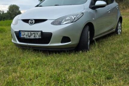 Mazda 2 61.000 km 4.300 &euro; Bad berka 99438