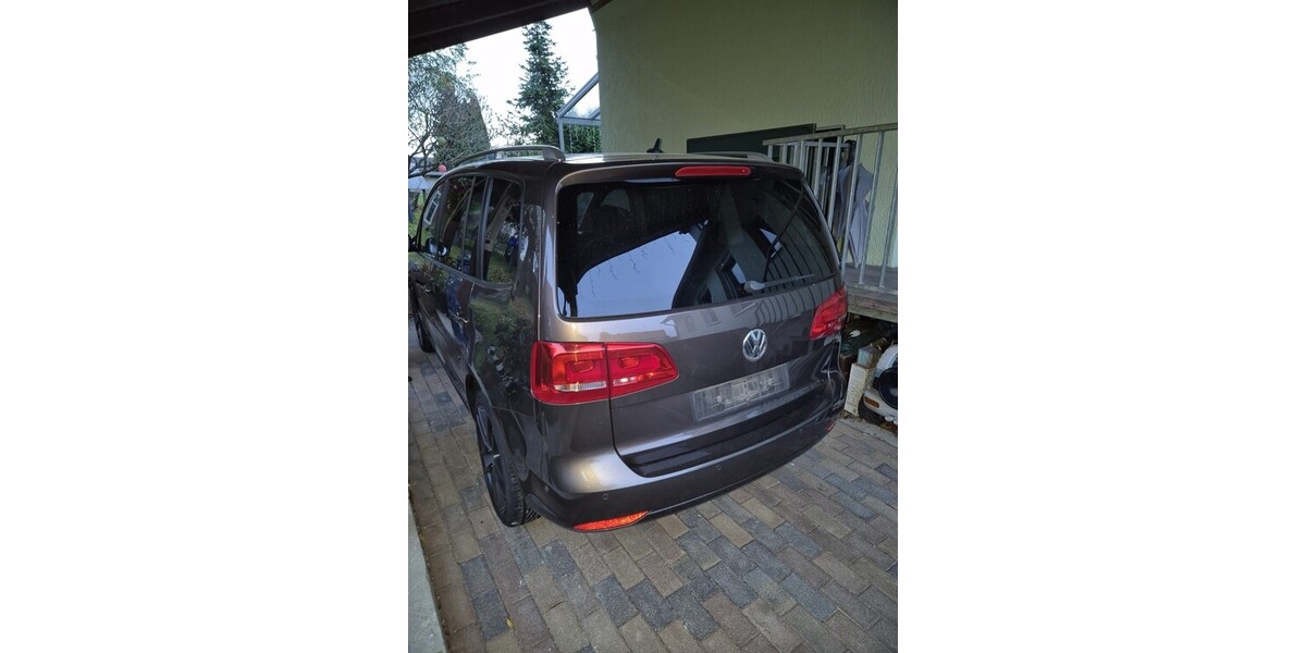 VW Touran 135.000 km 5.600 &euro; Erfurt 99084