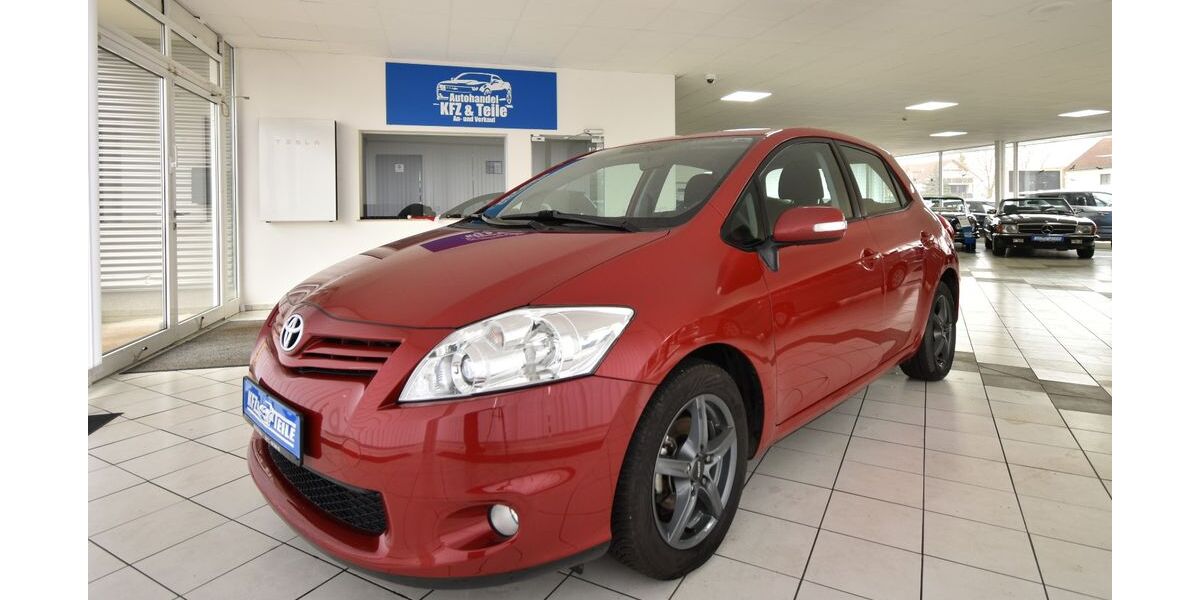 Toyota Auris 115.000 km 7.980 &euro; Erfurt 99092