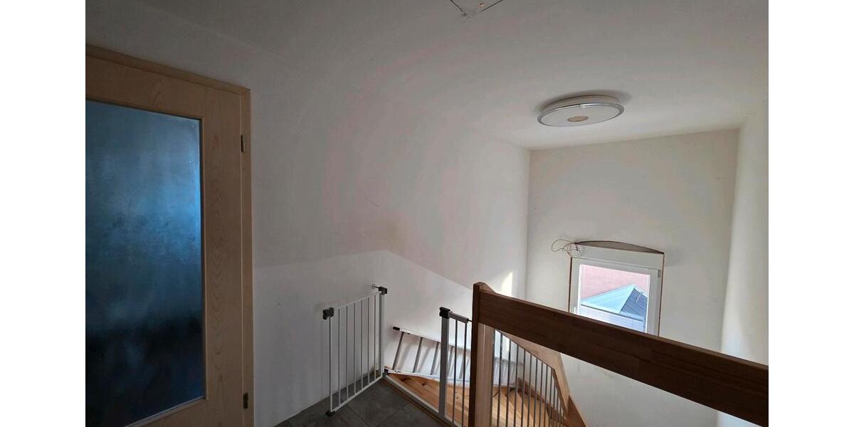 Mehrfamilienhaus, Wohnhaus Kranichfeld - 9 Zimmer, 240 m&sup2;, 290.000&euro; | Angebot:24356782