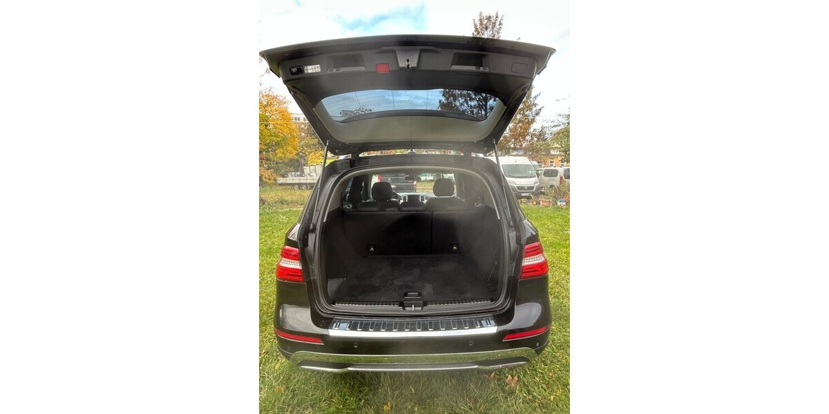 Mercedes-Benz M-Klasse 241.979 km 22.800 &euro; Erfurt 99084