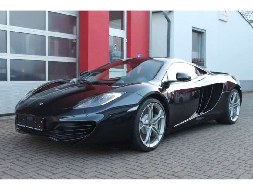 MP4-12C