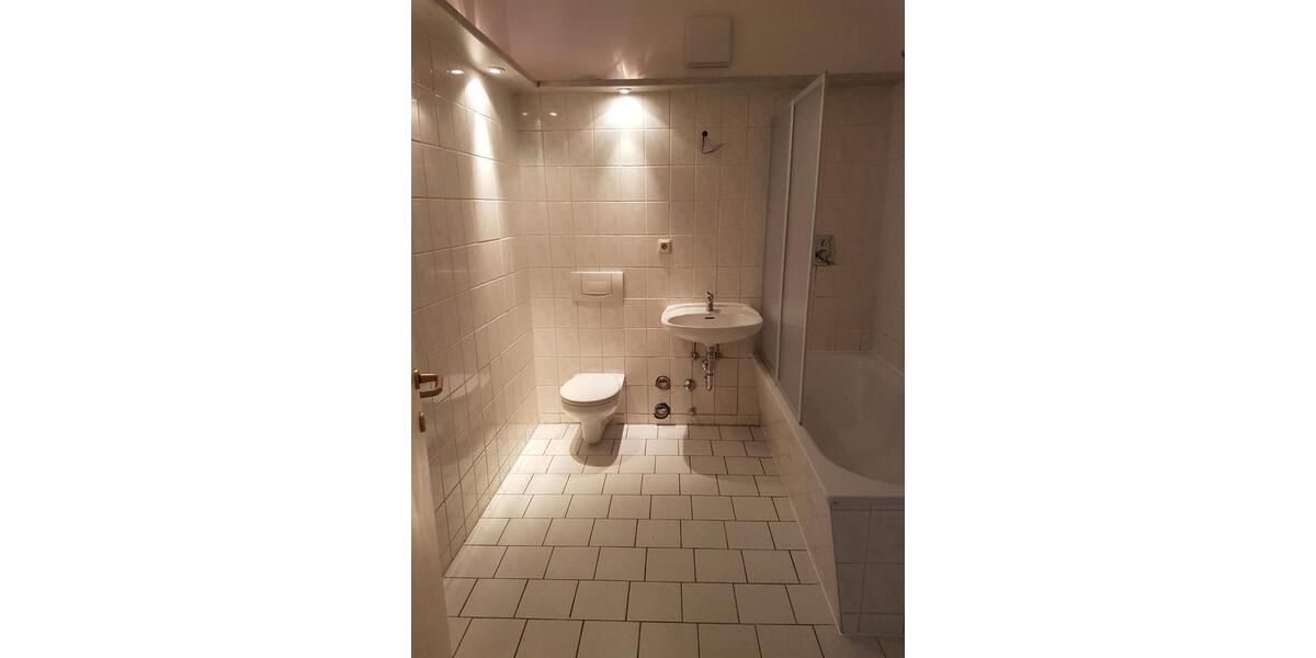 Etagenwohnung Erfurt Johannesplatz - 3 Zimmer, 73 m&sup2;, 190.000&euro; | Angebot:26392828