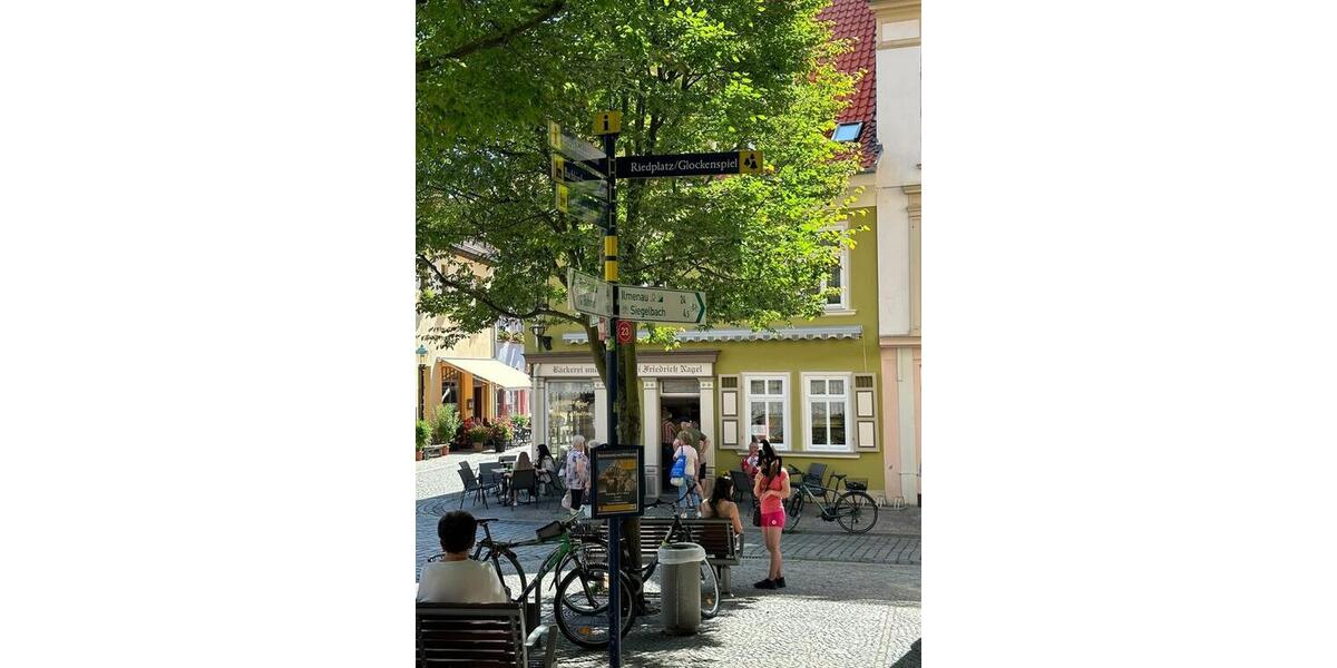 Etagenwohnung Arnstadt - 4 Zimmer, 90 m&sup2;, 20&euro; | Angebot:24200951