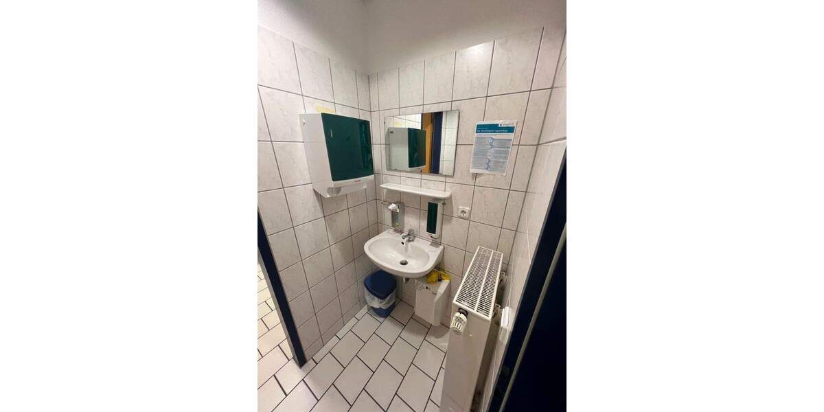 Gewerbeobjekt Erfurt Marbach - 8 Zimmer, 298 m&sup2;, 1.937&euro; | Angebot:24632642