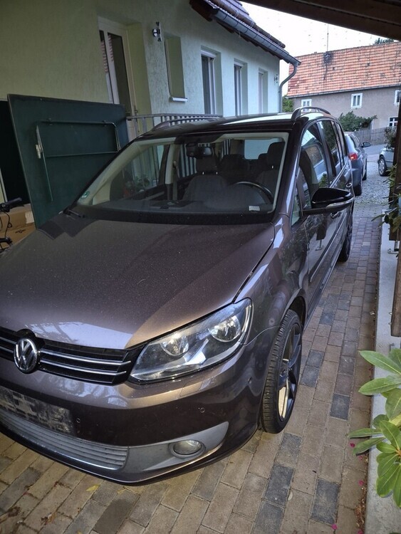 VW Touran 135.000 km 5.600 € Erfurt 99084