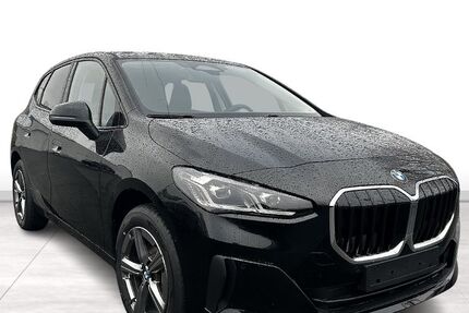 BMW 218 Active Tourer 3.865 km 33.998 € Erfurt 99087