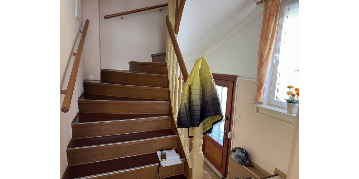 Doppelhaushälfte Gotha Uelleben - 7 Zimmer, 85 m&sup2;, 90.000&euro; | Angebot:25664932