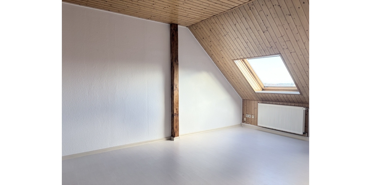 Ihre Eigentumswohnung über den Dächern von Gotha - Dachgeschoßwohnung Gotha Schäferstraße | Angebot:27692270