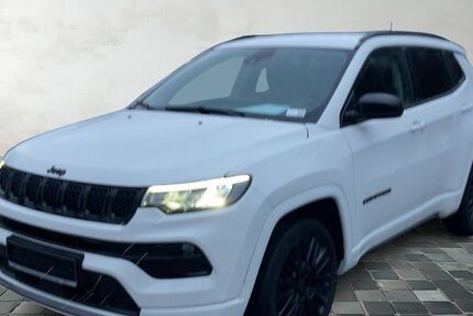 Jeep Compass 29.939 km 24.996 &euro; Nohra 99428