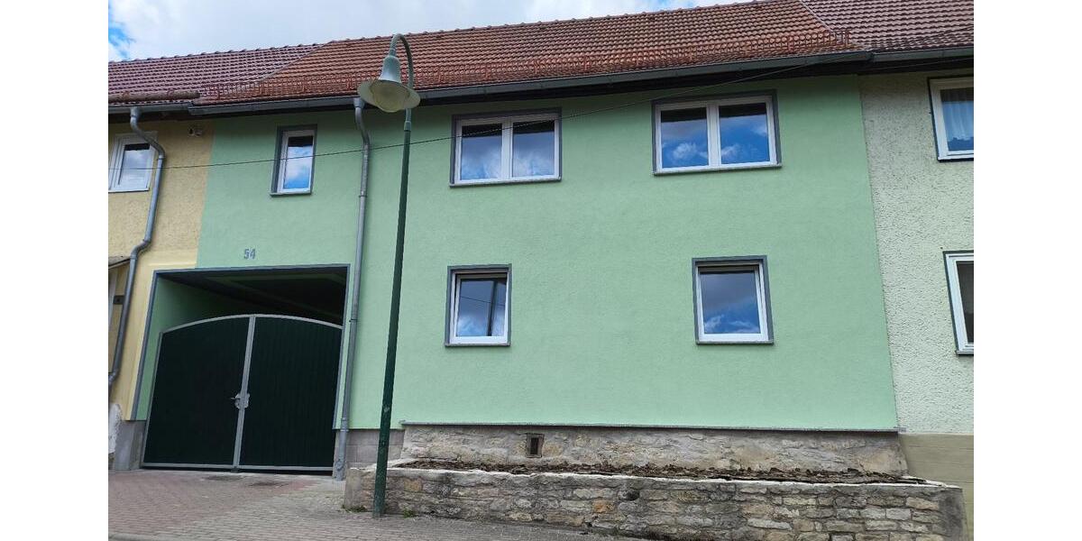 Reihenhaus Arnstadt - 6 Zimmer, 175 m&sup2;, 1.500&euro; | Angebot:27624846