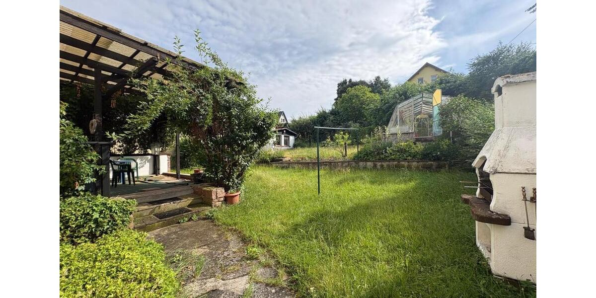 Einfamilienhaus Arnstadt - 10 Zimmer, 160 m&sup2;, 350.000&euro; | Angebot:27027008