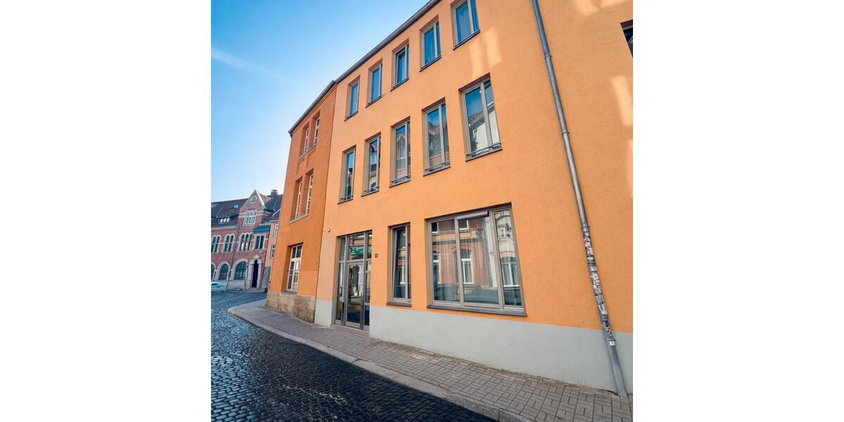 Erdgeschoßwohnung Erfurt - 4 Zimmer, 194 m&sup2;, 2.150&euro; | Angebot:25790850