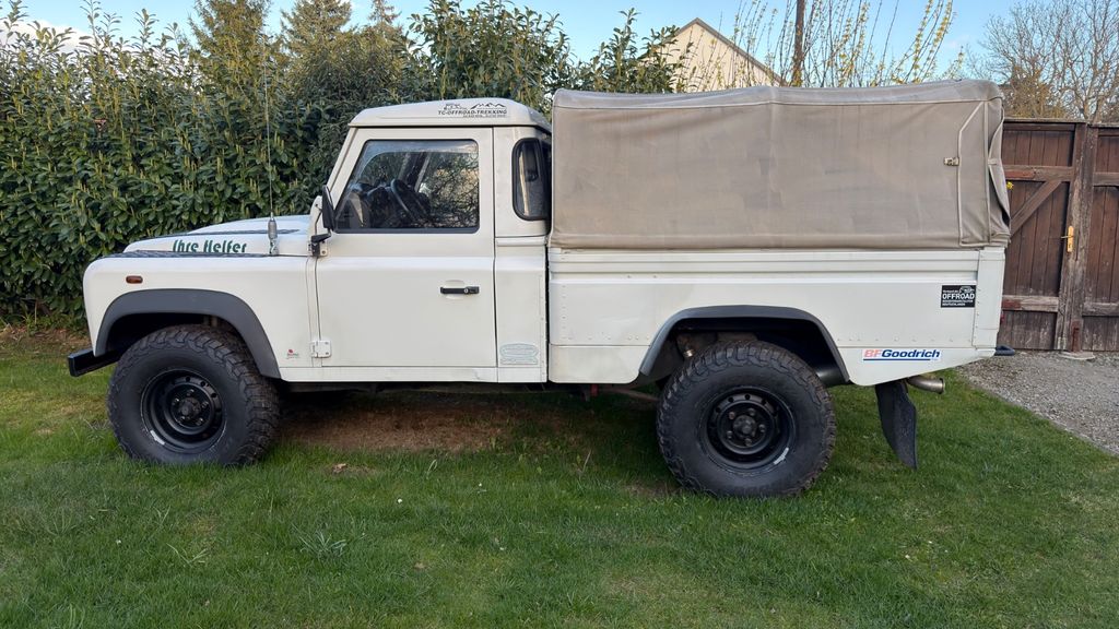 Land Rover Defender 189.000 km 23.900 &euro; Grammetal 99428