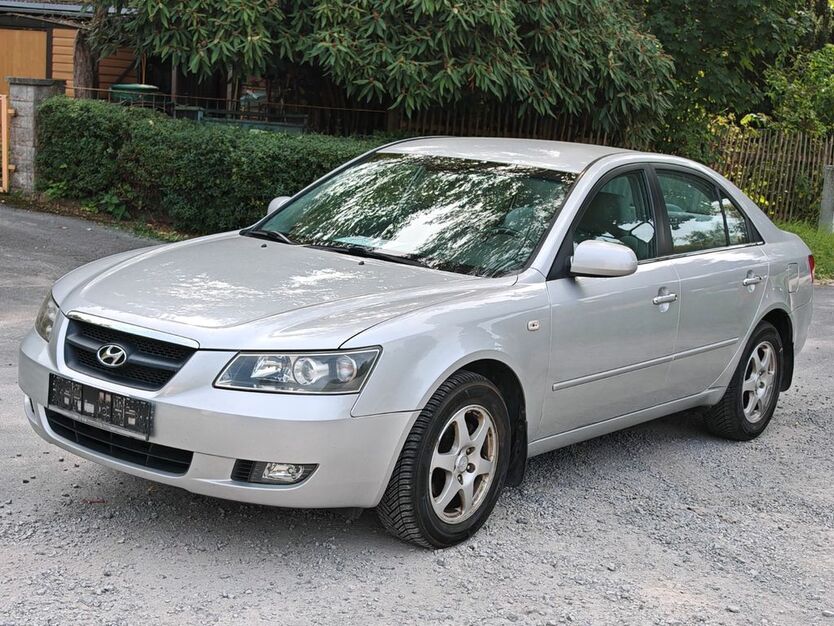 Hyundai SONATA 147.000 km 2.990 € Umpferstedt 99441