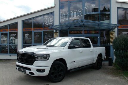 Dodge RAM 1500 BIGHORN 5.7 HEMI 4x4 LED LEDER NAVI