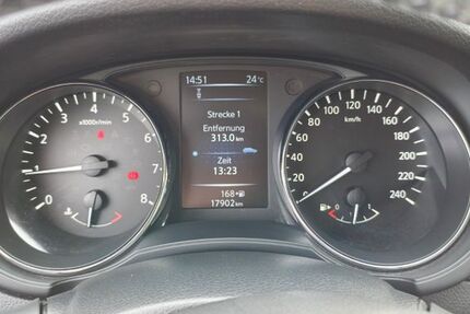 Nissan Pulsar 17.900 km 11.900 &euro; Arnstadt 99310