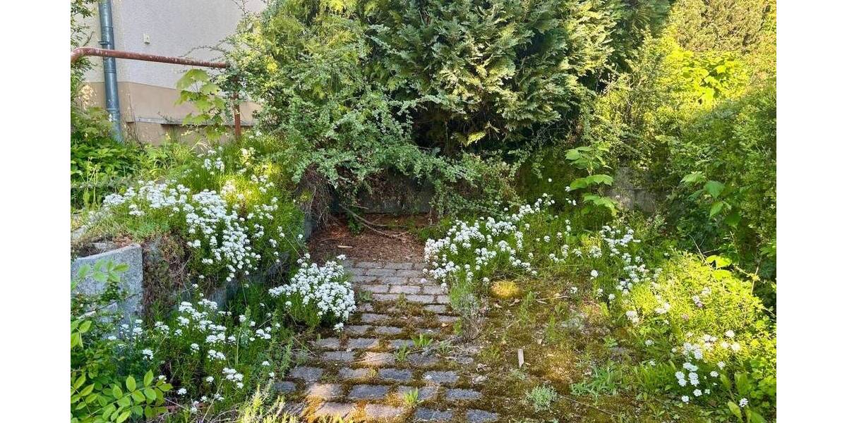 Doppelhaushälfte Weimar Parkvorstadt - 4 Zimmer, 90 m&sup2;, 195.000&euro; | Angebot:26015997