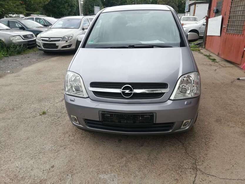 Opel Meriva 177.527 km 1.350 € Erfurt 99084