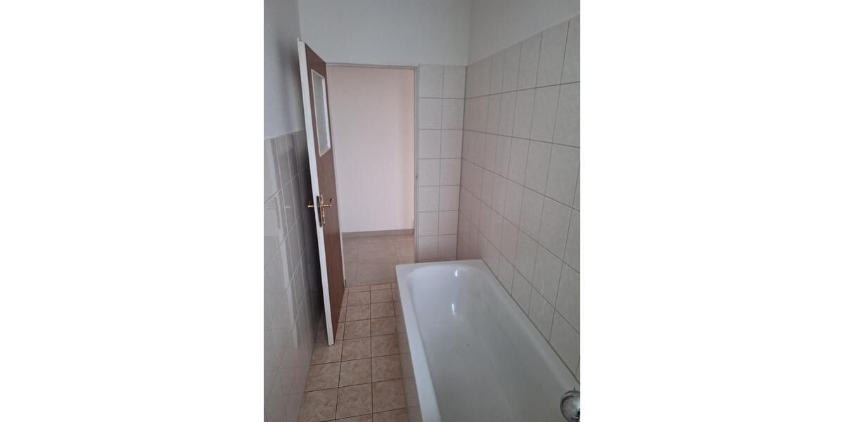 Etagenwohnung Sömmerda - 2 Zimmer, 49 m&sup2;, 321&euro; | Angebot:24710989