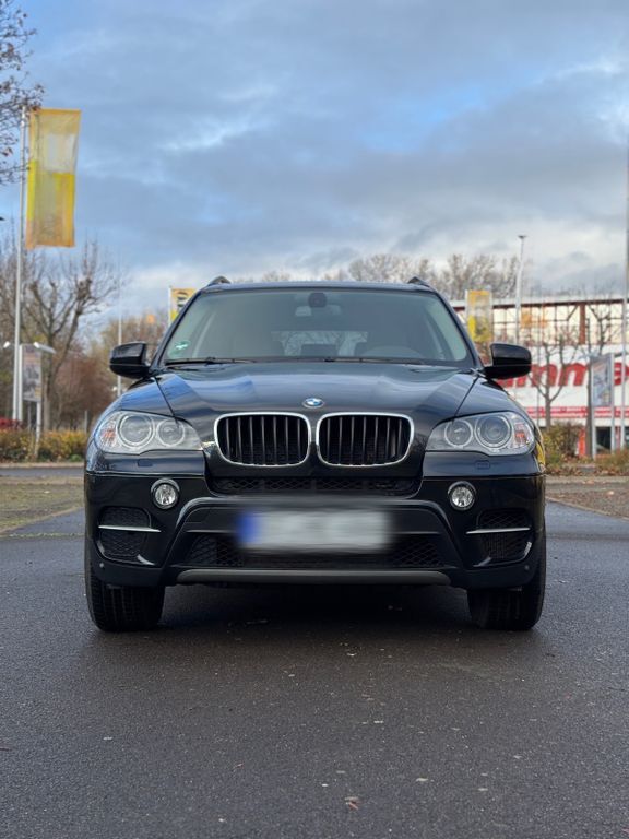 BMW X5 295.229 km 11.900 € Erfurt 99091