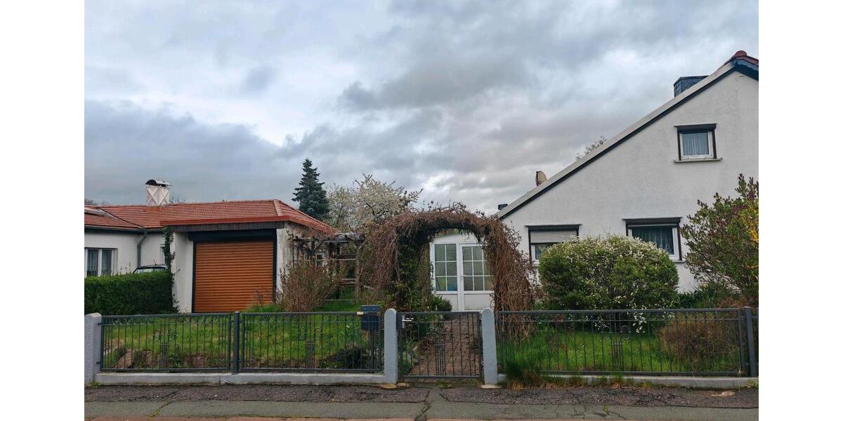 Doppelhaushälfte Gotha - 4 Zimmer, 70 m&sup2;, 135.000&euro; | Angebot:26840553