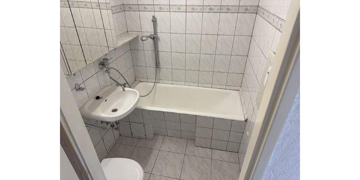 Etagenwohnung Gotha - 4 Zimmer, 73 m&sup2;, 79.000&euro; | Angebot:25664931