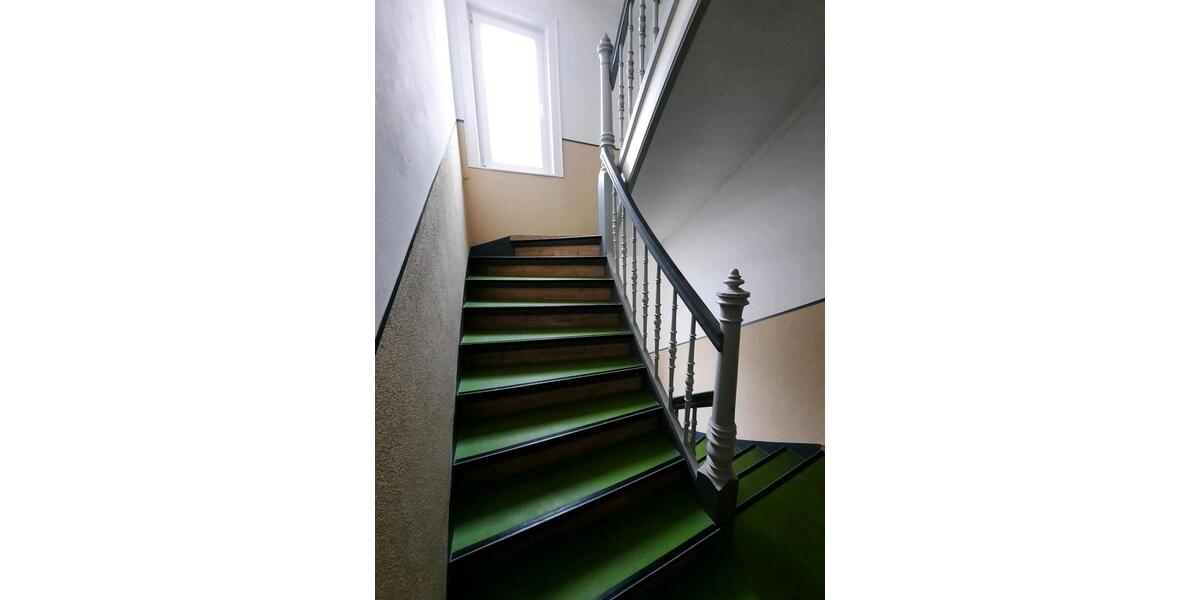 Einfamilienhaus Gotha - 7 Zimmer, 230 m&sup2;, 310.000&euro; | Angebot:25998781