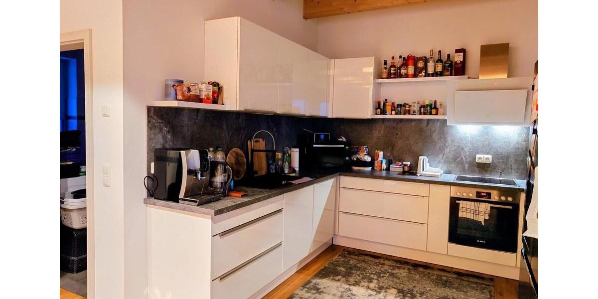 Etagenwohnung Blankenhain - 4 Zimmer, 141 m&sup2;, 1.269&euro; | Angebot:24876942