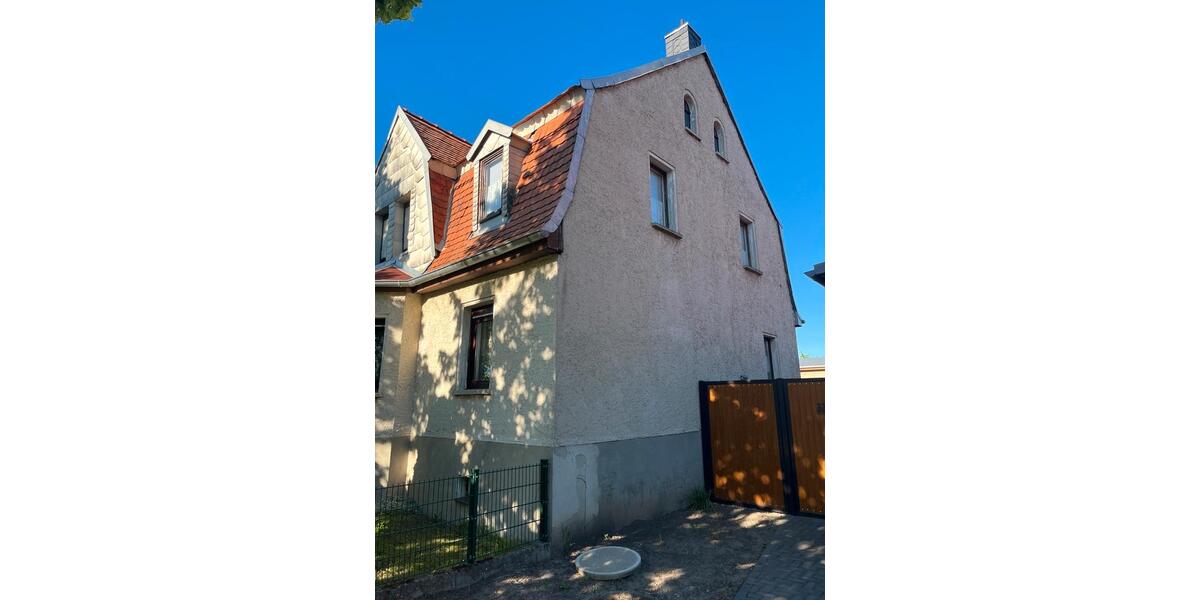 Einfamilienhaus Kölleda - 7 Zimmer, 148 m&sup2;, 280.000&euro; | Angebot:26794767