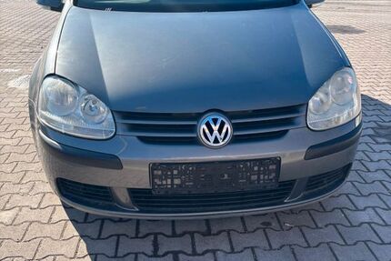 VW Golf 154.134 km 2.650 &euro; Erfurt 99089