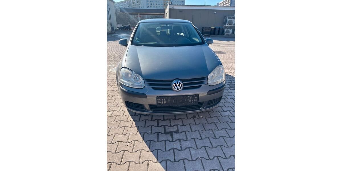 VW Golf 154.134 km 2.650 &euro; Erfurt 99089