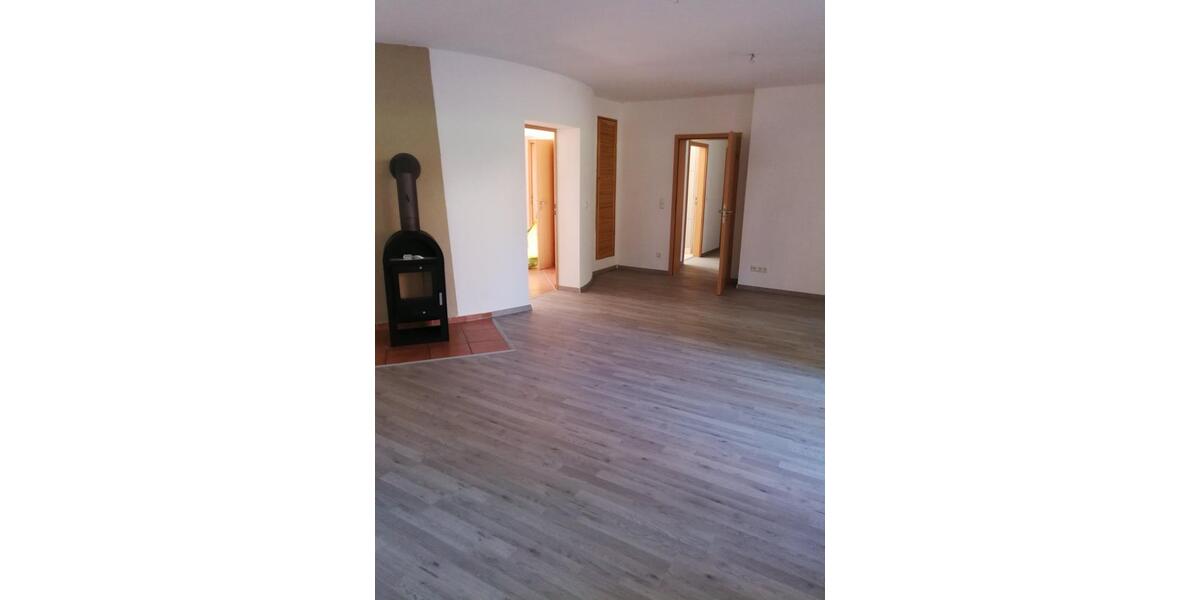 Etagenwohnung Blankenhain - 2 Zimmer, 85 m&sup2;, 710&euro; | Angebot:24658867