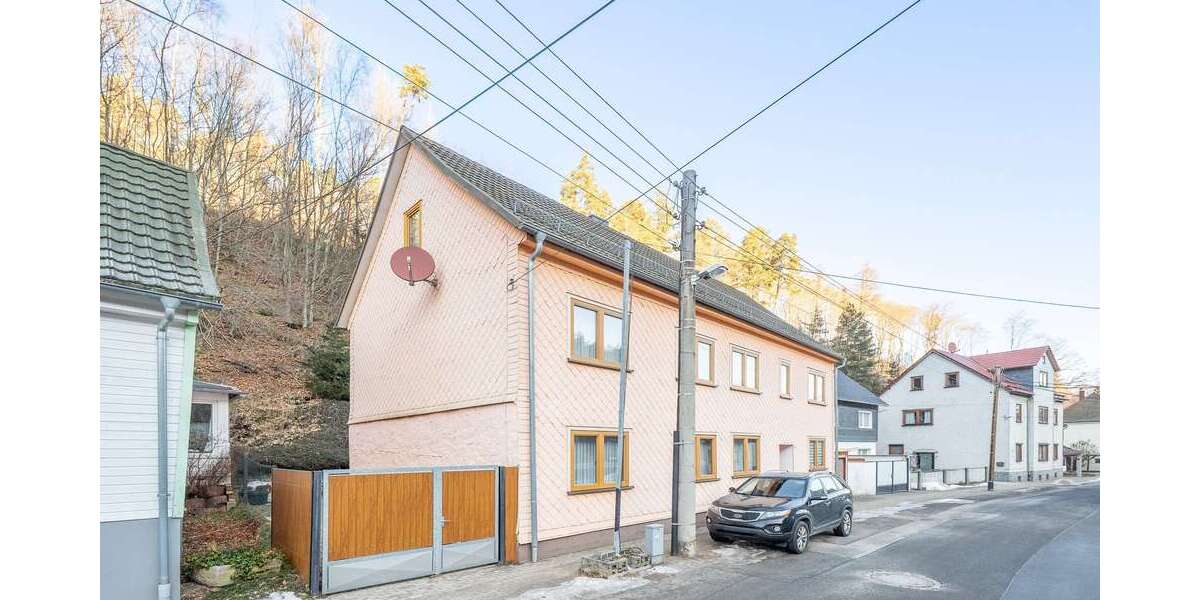 Einfamilienhaus Geratal Geraberg - 8 Zimmer, 200 m&sup2;, 180.000&euro; | Angebot:24731171