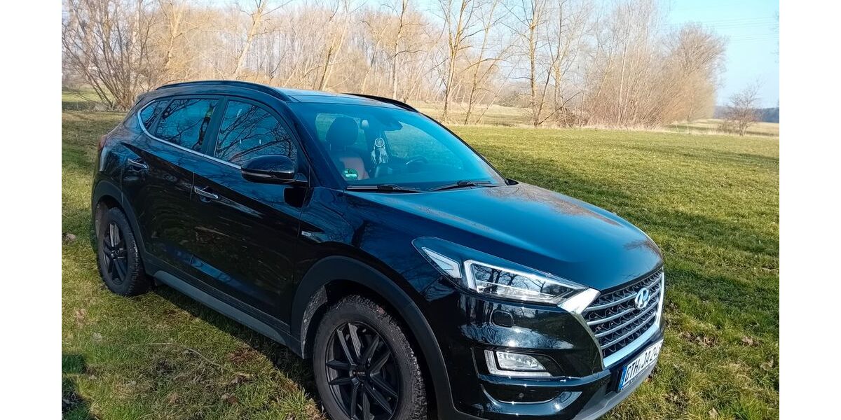 Hyundai TUCSON 91.000 km 20.700 &euro; Nessetal OT.Goldbach 99869