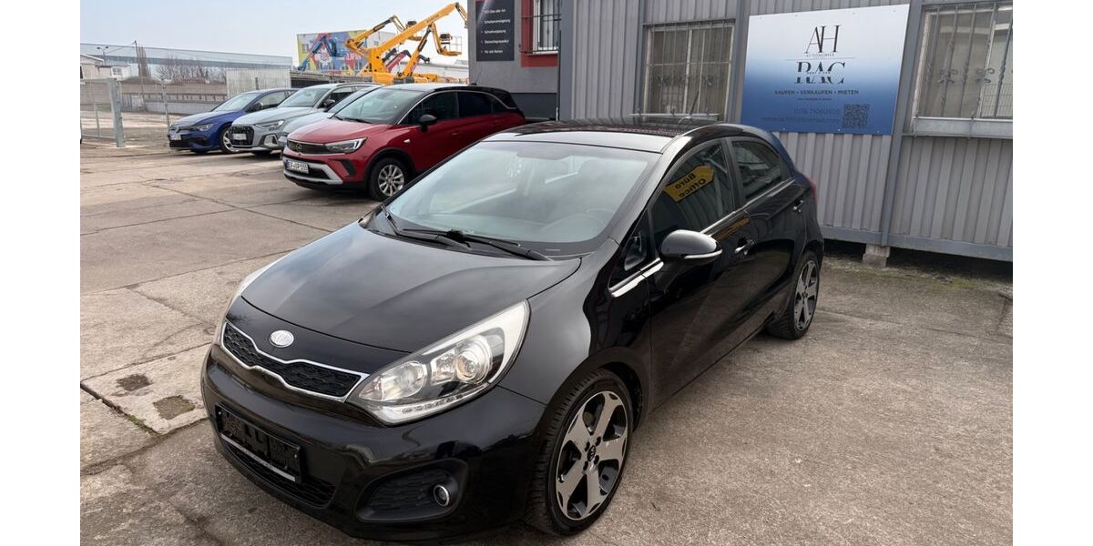 Kia Rio 144.863 km 5.550 &euro; Erfurt 99086