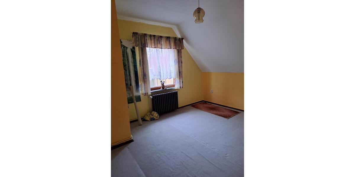Einfamilienhaus Stadtilm - 7 Zimmer, 120 m&sup2;, 115.000&euro; | Angebot:24533046
