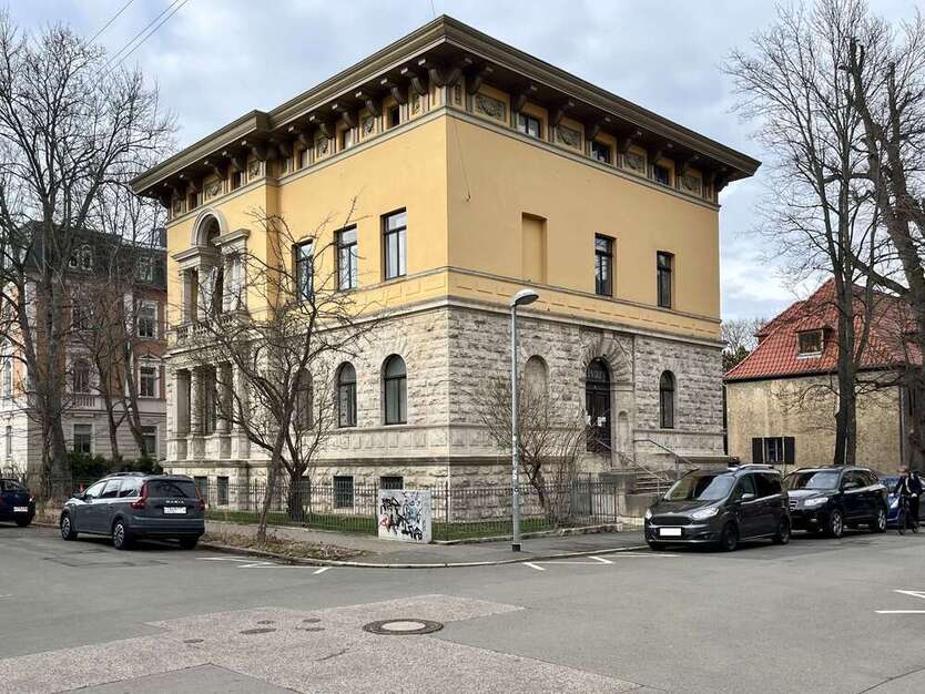 Büro in Weimar 840 € 105.08 m²